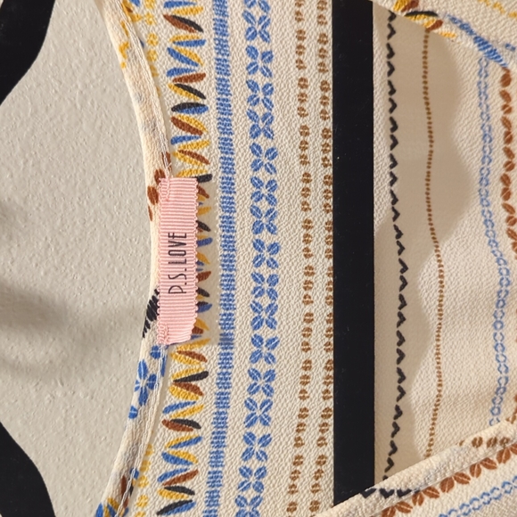 P.S. Love Tank top large - Picture 5 of 7